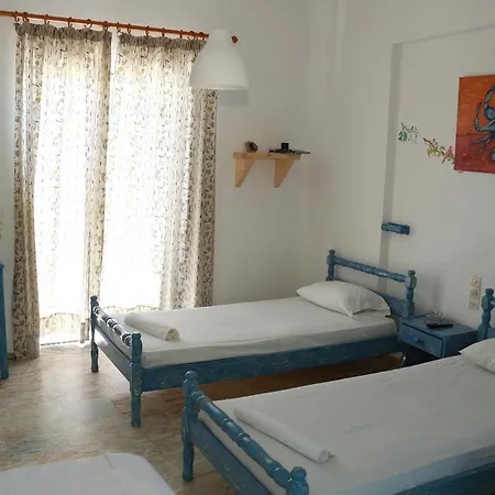 Gongis Ξενοδοχείο με διαμερίσματα Άγιος Γεώργιος